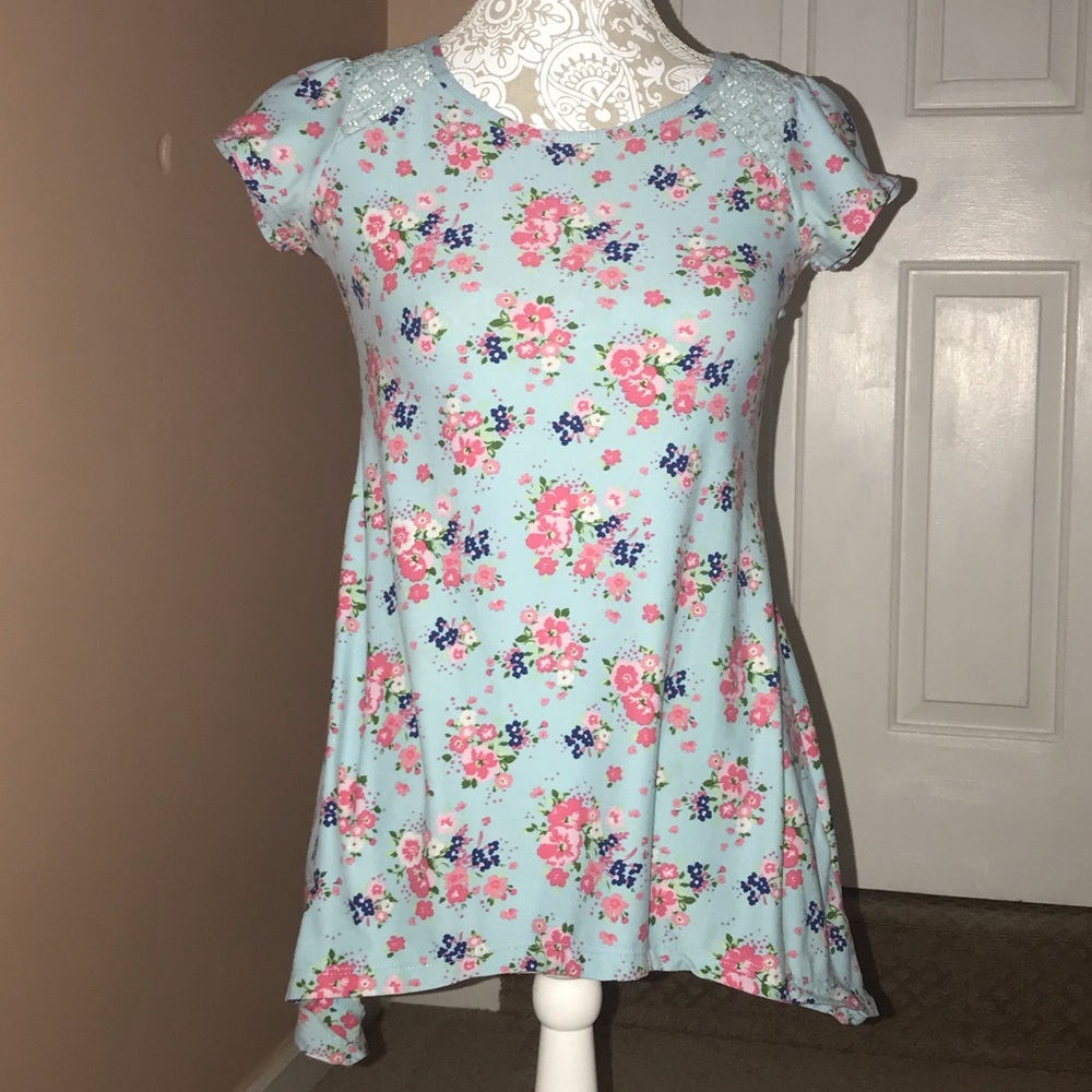 Girls teal top size XL